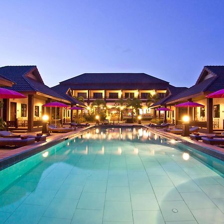 Rose Bay Resort Pattaya Esterno foto