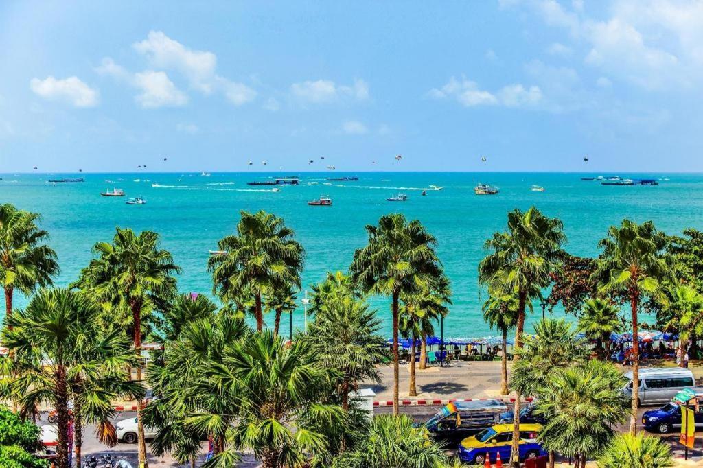 Rose Bay Resort Pattaya Esterno foto