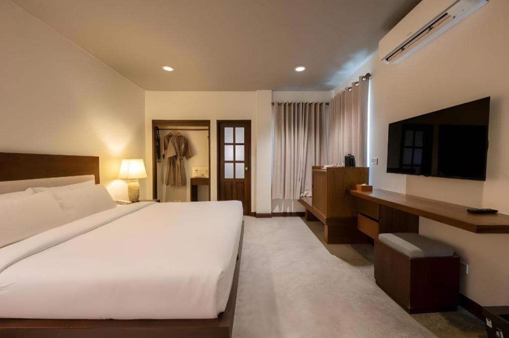 Rose Bay Resort Pattaya Esterno foto