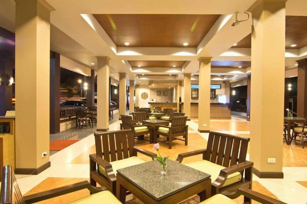 Rose Bay Resort Pattaya Esterno foto