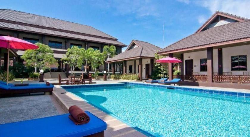 Rose Bay Resort Pattaya Esterno foto