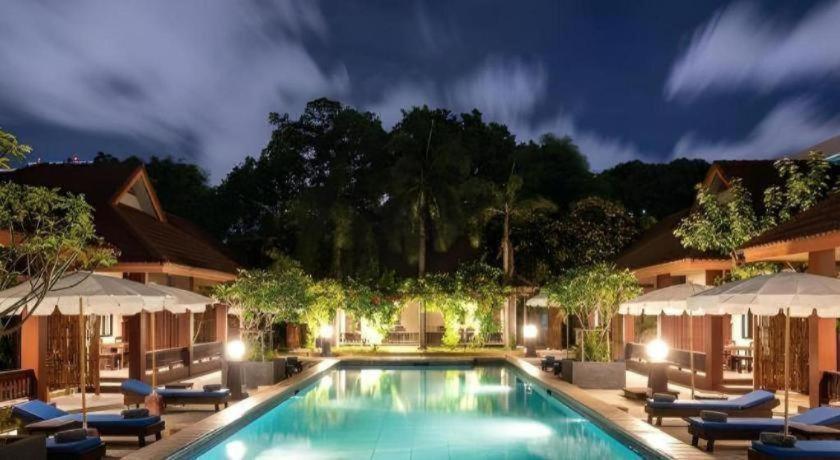Rose Bay Resort Pattaya Esterno foto